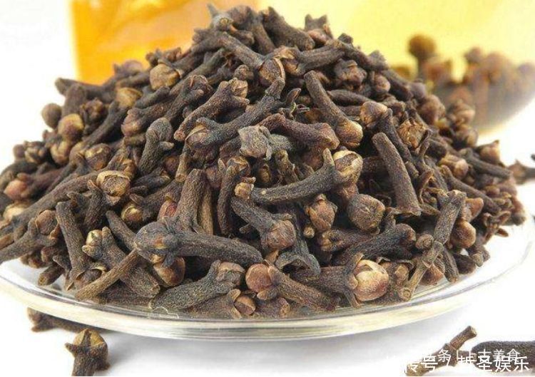 卤肉比加的4种香料,做出来比卤料店还香,材料便宜不贵家家有