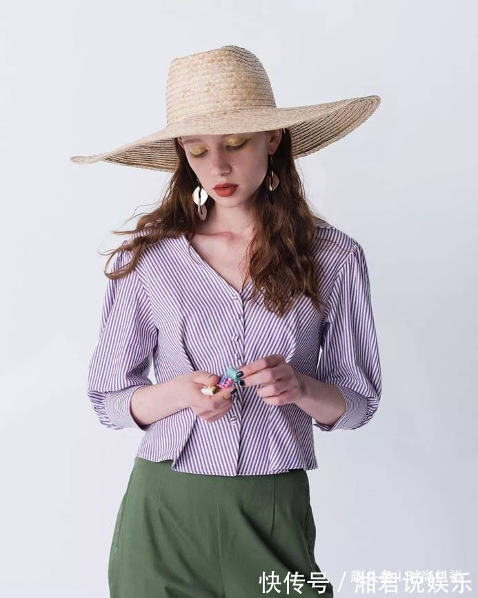 大长腿|再经典的条纹不会穿也是白搭,get这几种搭配,简单时髦又舒适