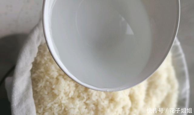 加曲|自制米酒，糯米蒸后，不要直接加曲，再走一步，酒会更浓更甜