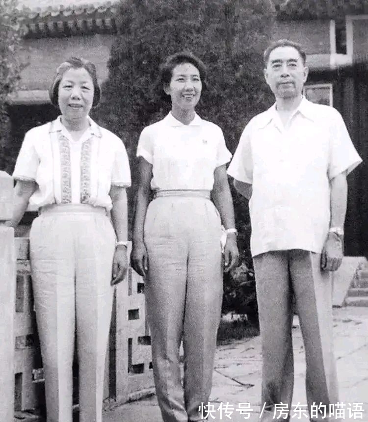 书法#罕见邓颖超硬笔行书,流畅自然,功力深厚,有书法家之风采