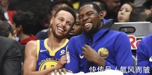 |笑话:孩子回家想玩电脑抢不过爸爸,于是对妈妈说:爸爸添加……