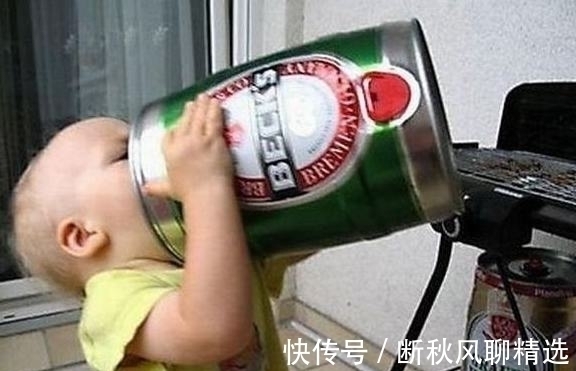 搞笑|搞笑宝宝系列:都不要打扰我,让我先眯一会,这样子太逗了