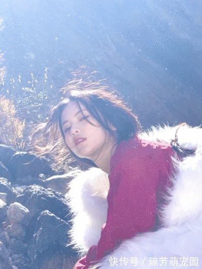 杨幂|杨超越是不输杨幂的“腿精”?每天4个动作,就能养成同款漫画腿