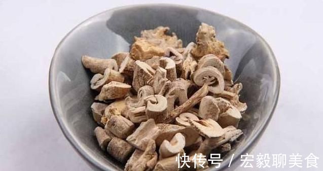 中药|中药白鲜皮的功效清热解毒,生肌止痒,养肝护肝,也要注意禁忌