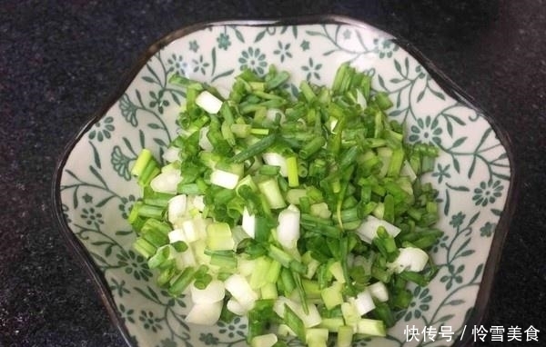 眼干眼涩就吃它，隔三差五吃一点，味道清香保护视力