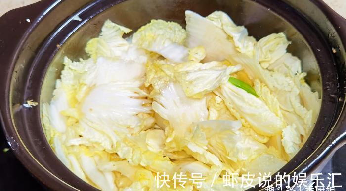 冬天|冬天,此菜怎么吃都不腻,比萝卜便宜,比荠菜鲜,营养滋补不上火