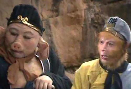 孙悟空|猪八戒见了天仙都不拜,为啥遇此人就跪下磕头你看此人是谁