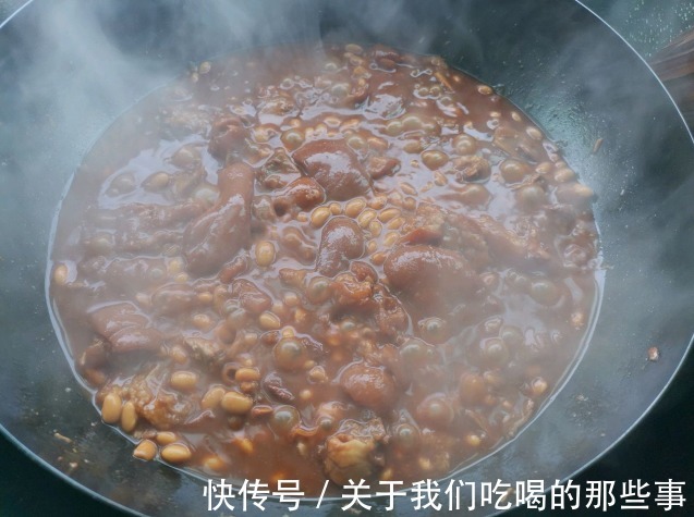 面色|冬天多吃猪蹄,加它一起炖,补脑补钙,面色红润显年轻,做法简单