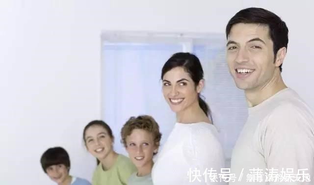 深度睡眠|孩子是矮小症还是发育晚三个区别,家长要搞清楚,别耽误娃长个