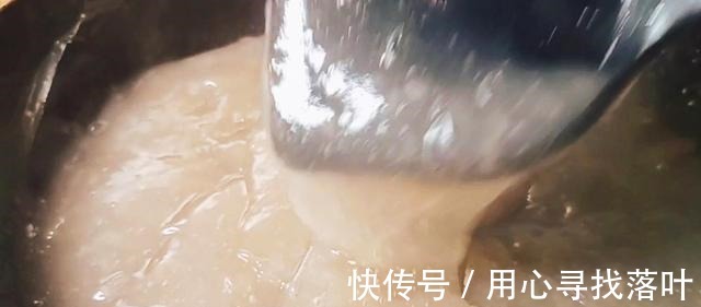 凉粉|用朋友送的红薯粉自制个凉粉，一次就成功了，又解锁了一个新技能！