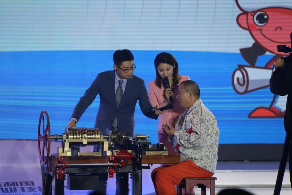  叹为观止|中华绝技展示区：大师出手，叹为观止！