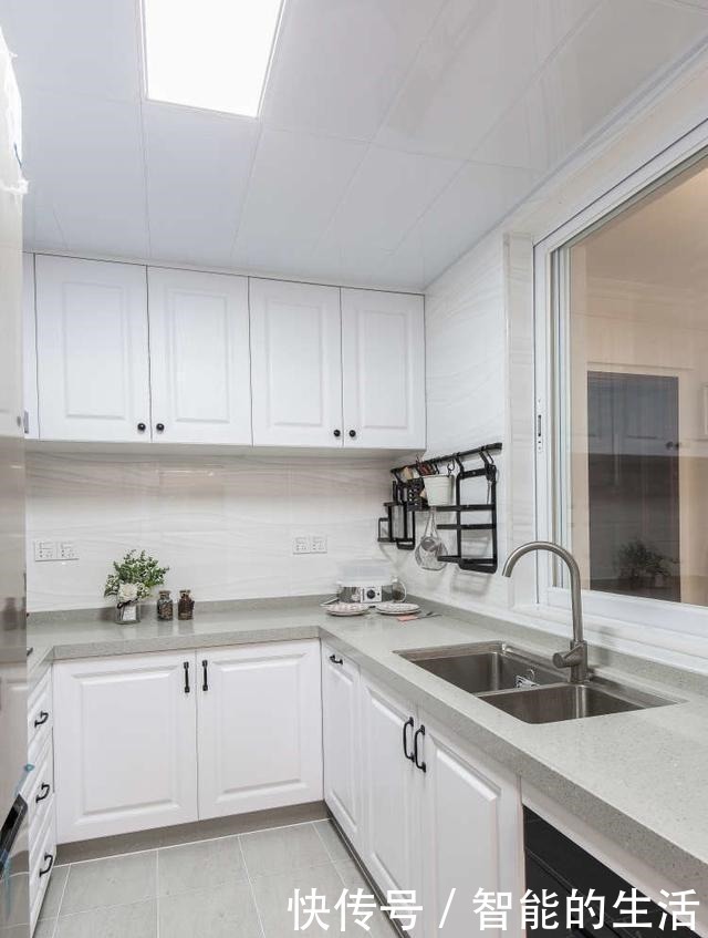 装饰画|她家不豪华，可进门让人眼前一亮！101㎡，简约风十足，真羡慕！