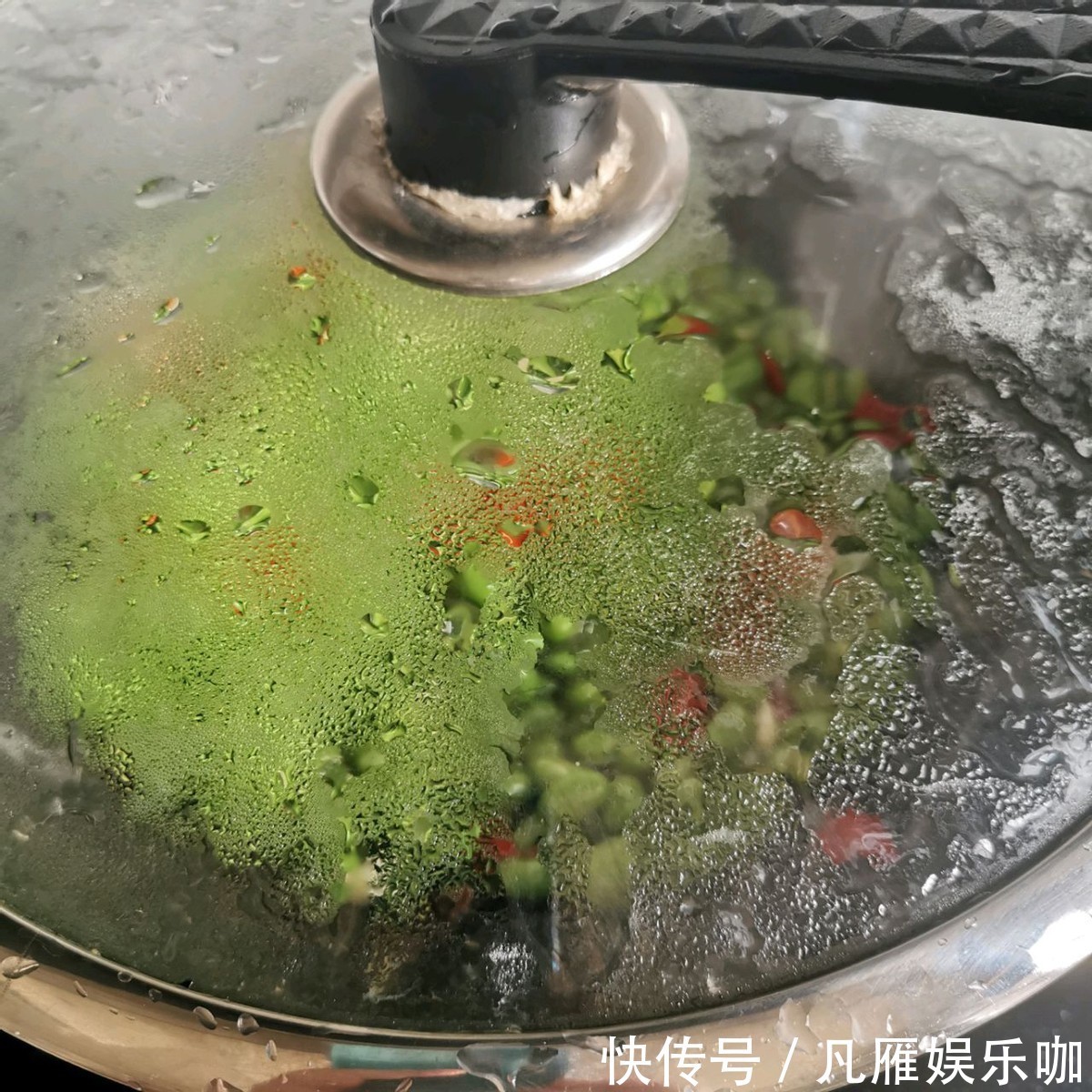 素炒毛豆|这蔬菜很不起眼,却是“含钾高手”,钙远超牛奶,夏季出汗要常吃