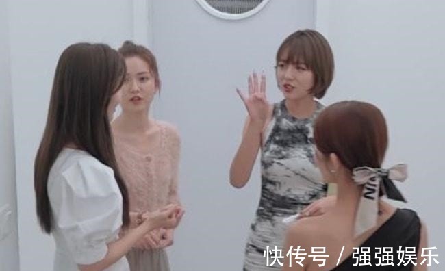 《心动4》麦穗聊节目内幕，称上厕所都要戴麦，帮小孔马董洗白