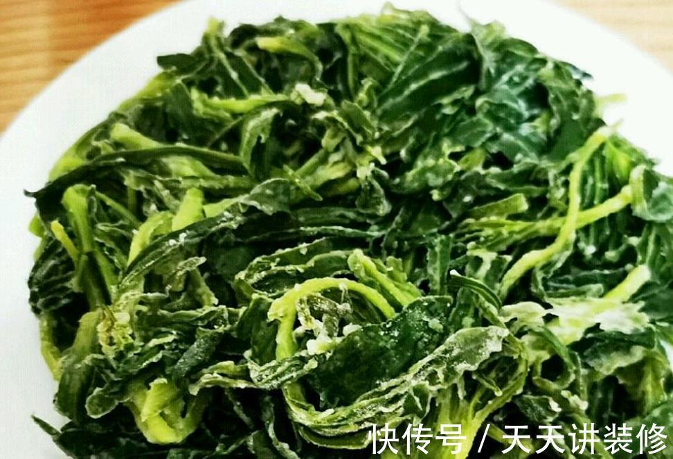 夏季|夏季，不吃肉也不能放过这菜，上锅一蒸吃一碗，凉血润肺好营养