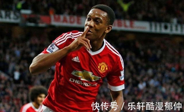 C罗|朗尼克欲打造高位逼抢战术,实施战术的唯一障碍,是C罗的存在