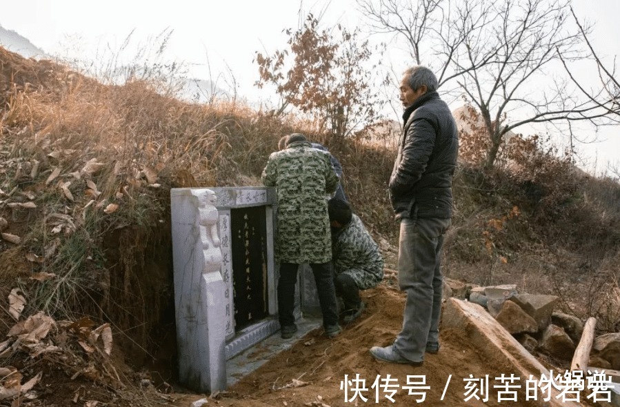 迷信|“坟边长竹需迁坟,坟前两物成富人”,两物指什么仅仅是迷信吗