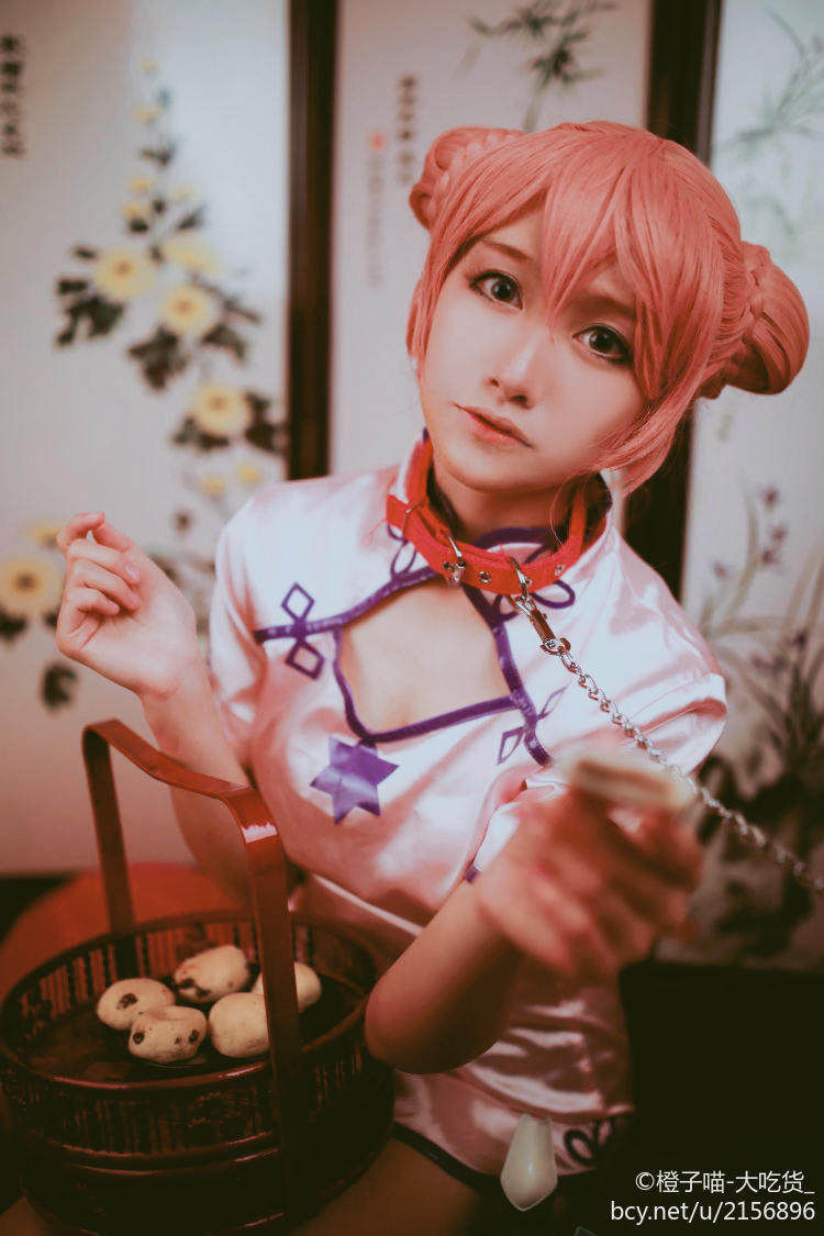 歌留多cosplay，新年就是要吃吃吃呀