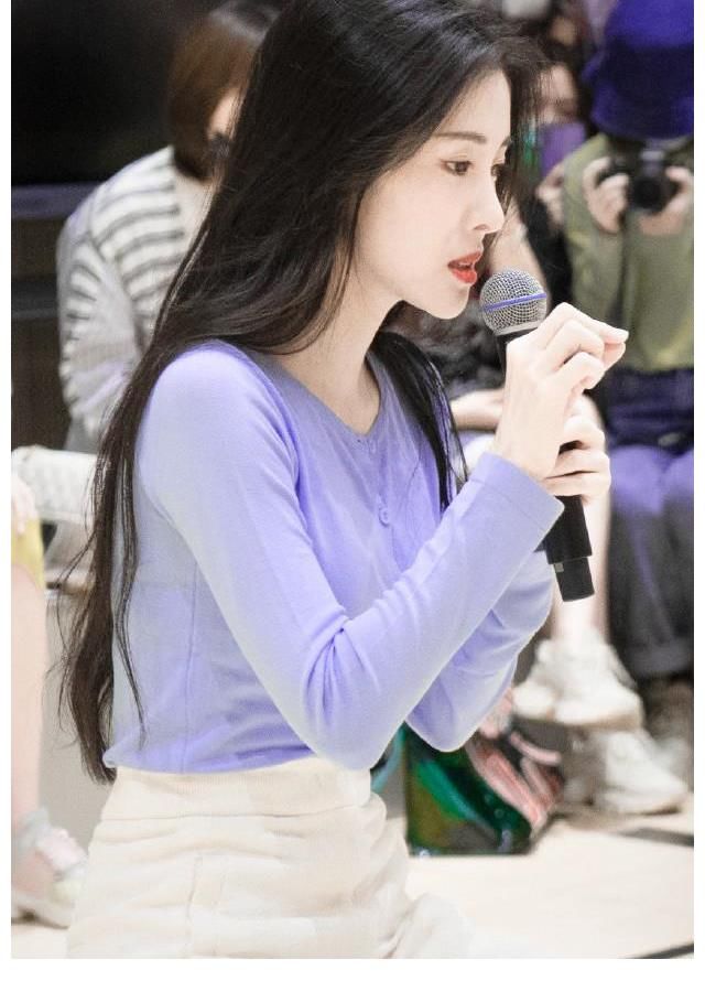 韩国男团|张碧晨综艺上热搜,做音乐老师,和华晨宇之事后她的资源越来越好