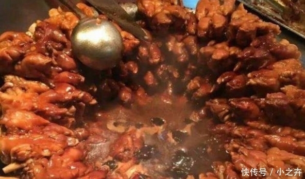 结账|非洲人第一次吃中国猪蹄,结账时愣住了你们太欺负人了