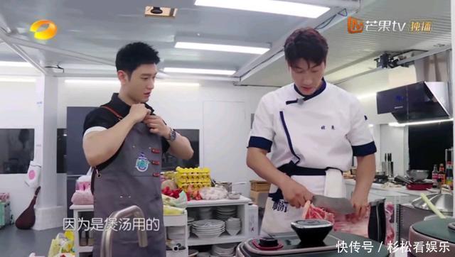 《中餐厅》这伙员工不好带,两个人脚不沾地,一个人干得少睡得早