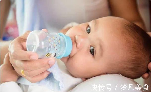 宝妈|天气变热,要不要给婴儿喂水?不同月龄宝宝的饮水量,宝妈得有数