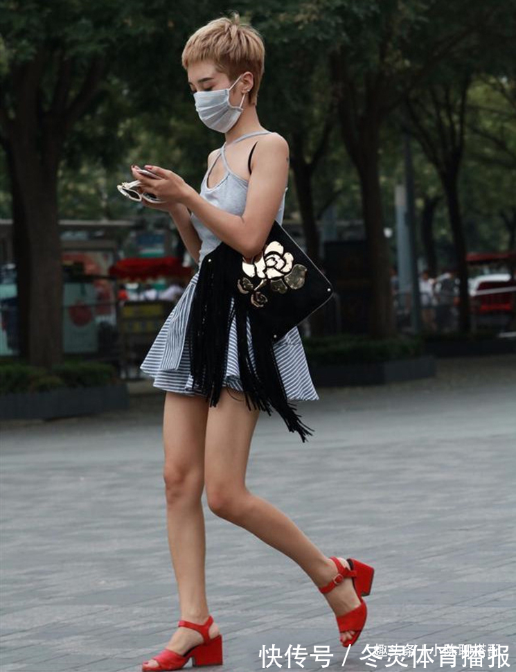 年龄 45岁年纪女人换发型?3种不要留,不优雅还会很显土气