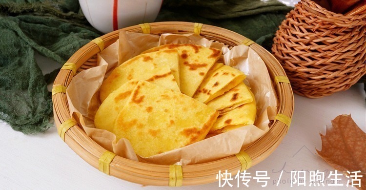 玉米面|玉米面独特做法，不蒸发糕和窝窝头，香软好消化，中老年人别放过