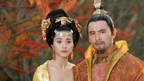 盛宠|唐玄宗日夜独宠杨贵妃,盛宠11年之久,为何没有生下一儿半女?