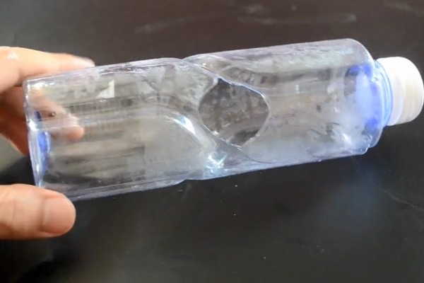 水龙头上套一个塑料瓶,作用太厉害了,一年能帮家里省不少钱!