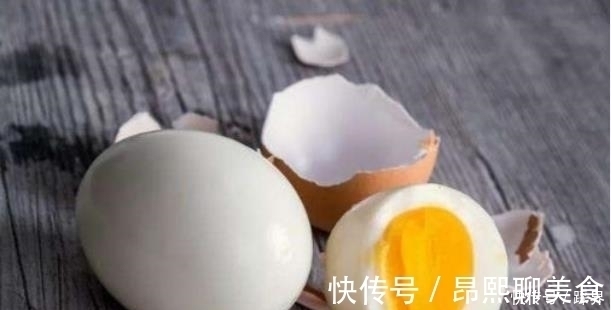鸡蛋|晨起鸡蛋如此煮，跟吃毒没两样，多数人不以为然还自己觉得健康