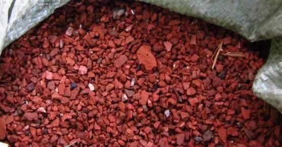 不为人熟知的养花秘诀：怎么合理使用红砖达到调节效果？