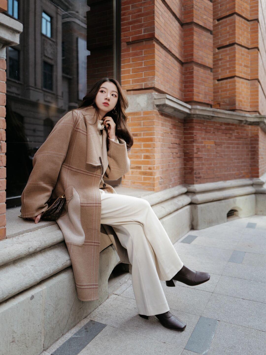 暖色调|冬季想保暖就试试“暖色调大衣”,体面而优雅,让你气质爆表