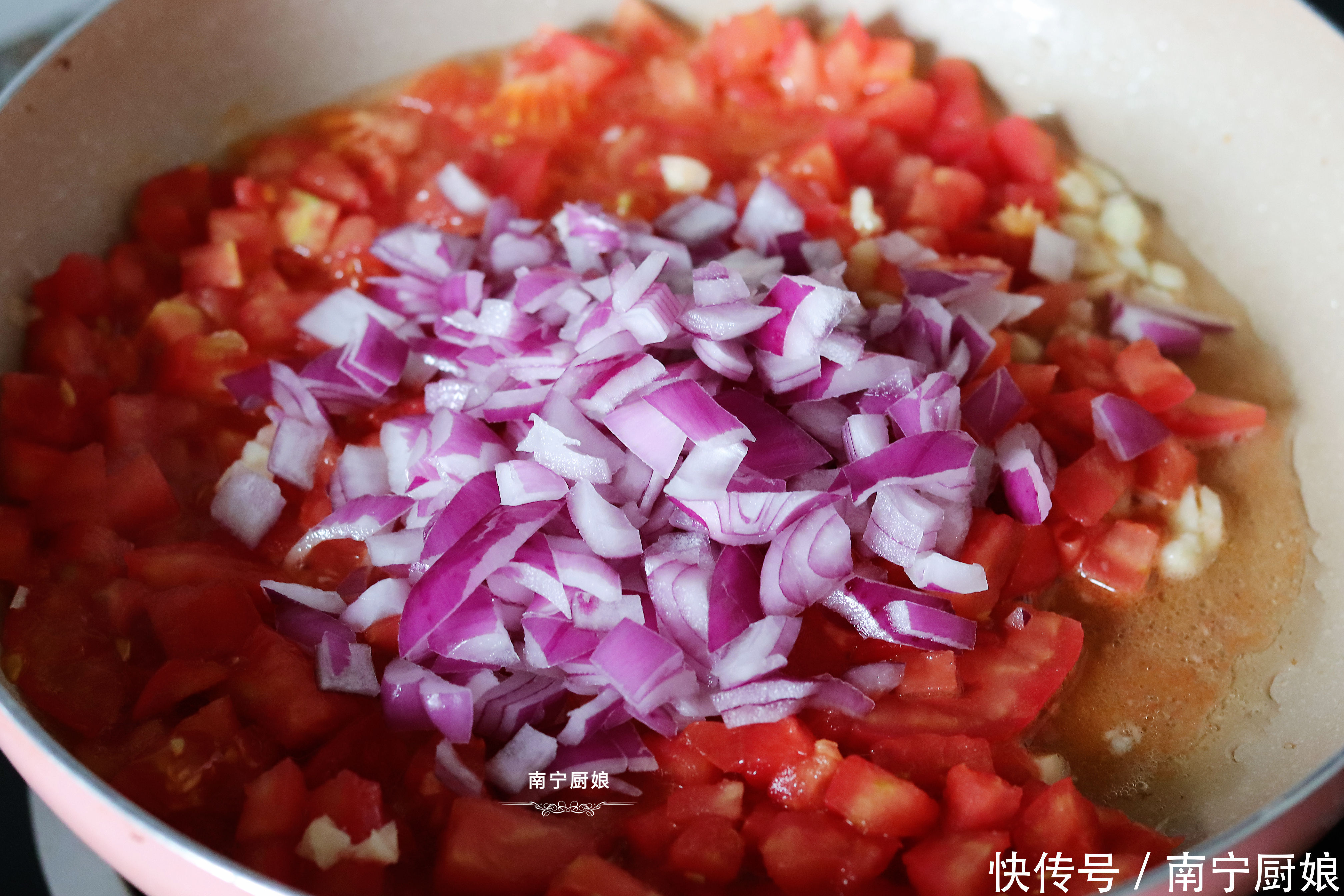 茄汁虎皮鹌|秋天,吃猪肉牛肉不如吃它,营养是鸡蛋的2倍,女人常吃对皮肤好