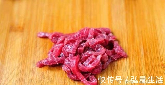 饭店|牛肉嫩滑的处理方法，30年老厨师传授经验，不柴不硬，似嫩豆腐