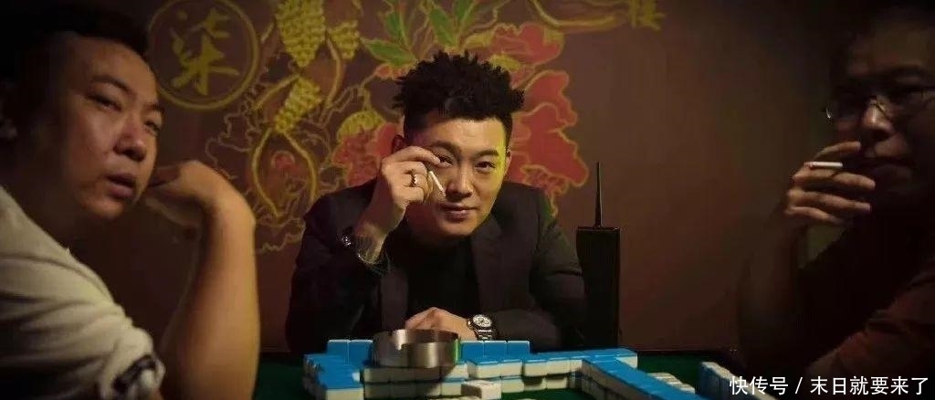 中国新说唱 《中国新说唱》又有骚操作!暴扣哥当导师?这已不是说唱节目了