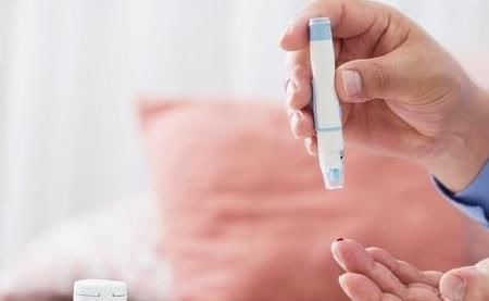 糖尿病患者|糖尿病午餐很重要,要少吃“2物”,多吃“3物”,血糖越来越稳定