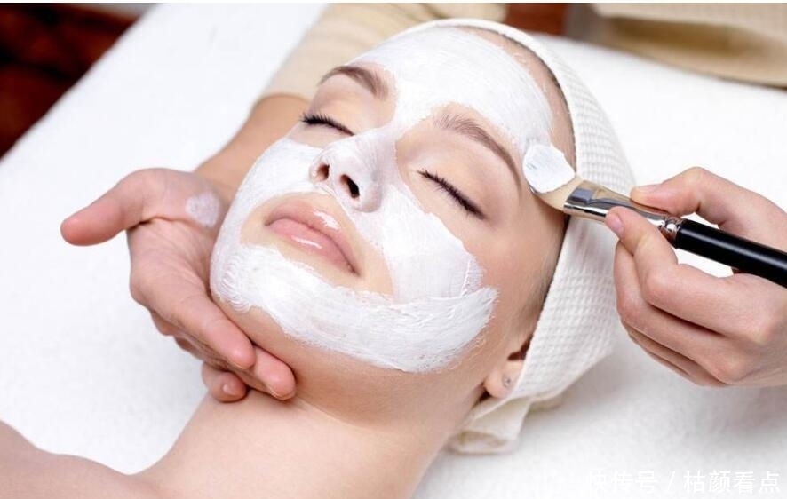 敷面膜要避开这3点，特别是第2点很伤皮肤，偏偏很多女生都这么做