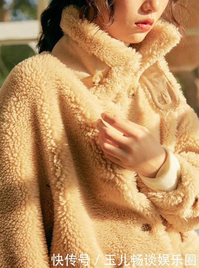 外套|还在穿羽绒服?今年最好看时髦的外套是这件