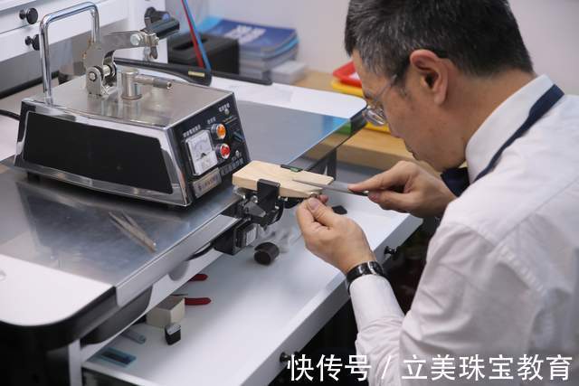 店铺|维修黄金首饰去哪里最好?