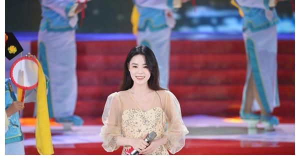 宋雅萌|清原女孩綻放嘹亮歌聲，繁星互娛歌手宋雅萌圓夢《星光大道》舞臺