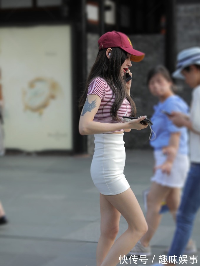 大波浪|短裙短裤随意搭配上衣，时尚靓丽又充满活力