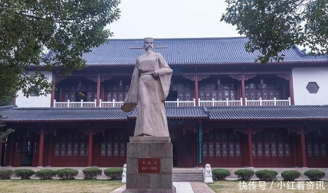 王安石最励志的一首古诗,短短28字,拨云见日,千古传唱