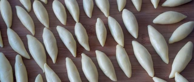 喜欢吃糯米粉的快收藏,不发面不烫面,5斤糯米粉不够吃,真过瘾