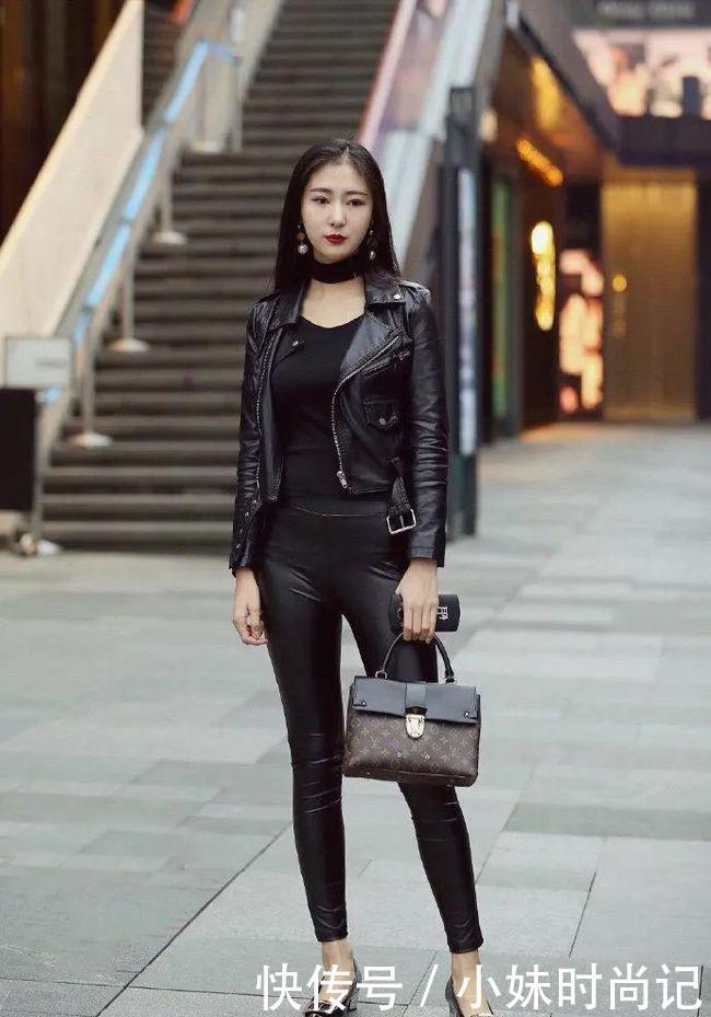 街拍美女:穿搭不用学闺蜜,保持自我风格,展现专属气质