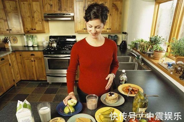 孕期|“畸形”多是吃出来的,孕期就算再馋,这些食物也不能动,伤胎!