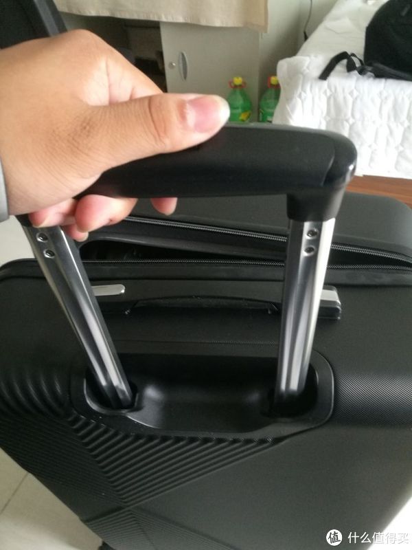 箱包|图吧的日常 篇二百七十三：300块钱的外交官DS-13008 26寸旅行箱包开箱测评