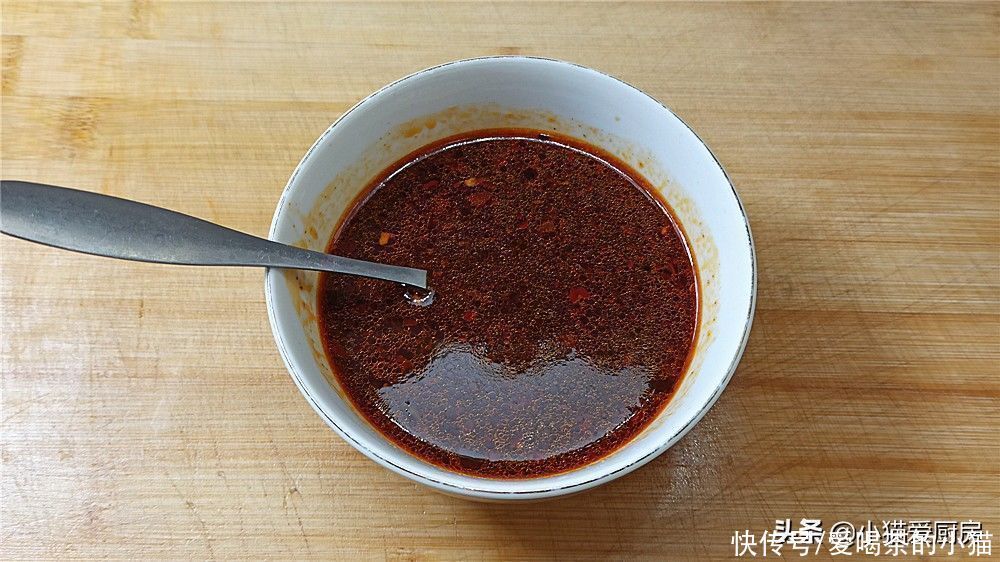 搅拌均匀|教你豆腐和鸡蛋新吃法,味道鲜美,制作简单,一星期吃几次不嫌腻