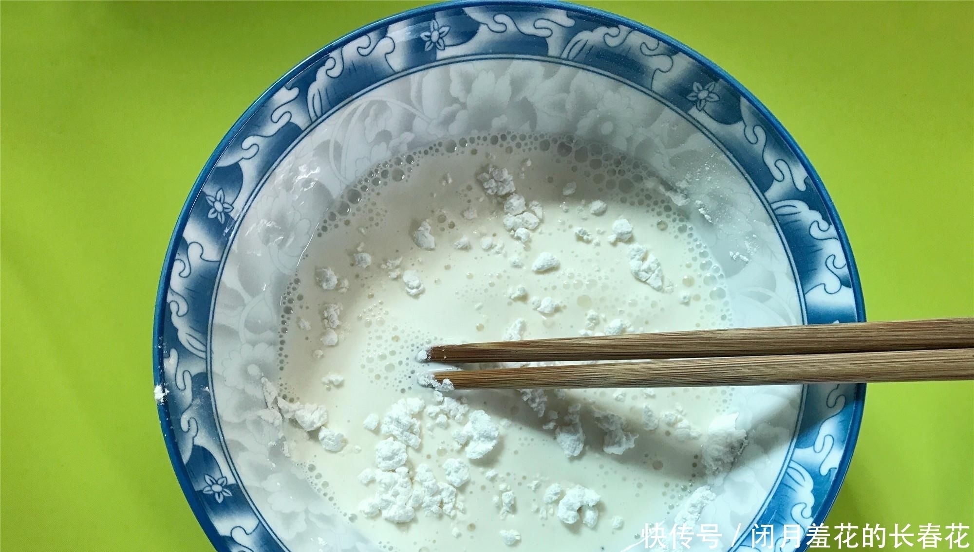 南瓜新吃法,不用面粉,不用烤箱,软糯香甜,比蛋糕简单还好吃