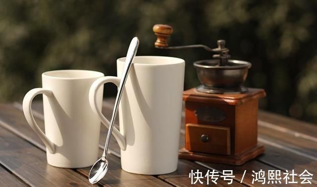 高血压患者|对付高血压，喝好早晚两杯水，血压自己往下“跳”